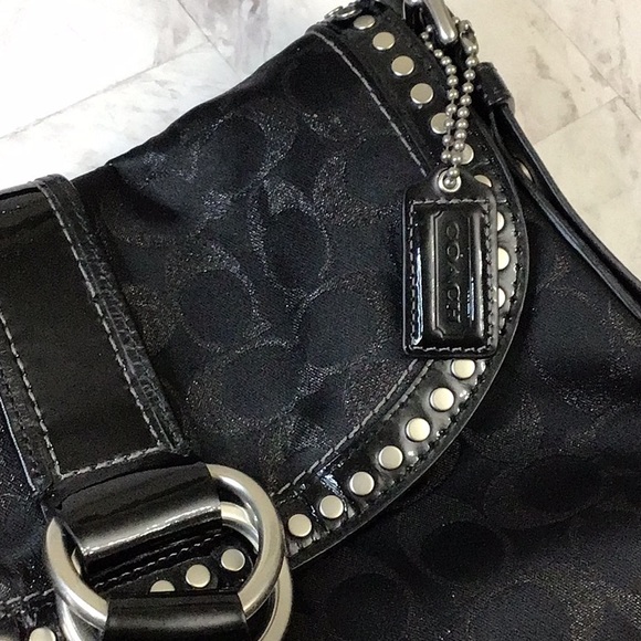 Coach Signature Jacquard Satin and Patent Leather shoulder Bag - Picture 8 of 8